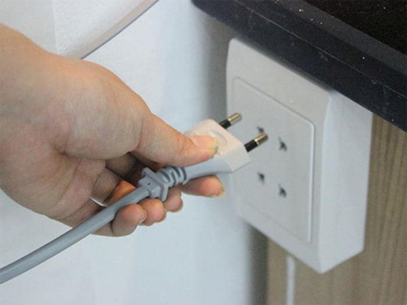 có nên ngắt điện tủ lạnh khi không sử dụng