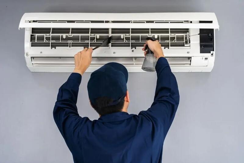điều hoà không mát chỉ có gió