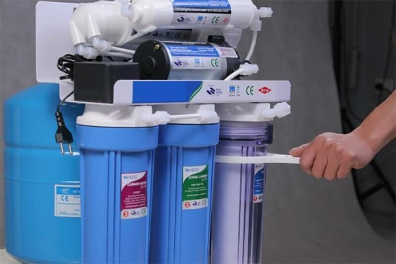 Máy lọc nước bị e khí
