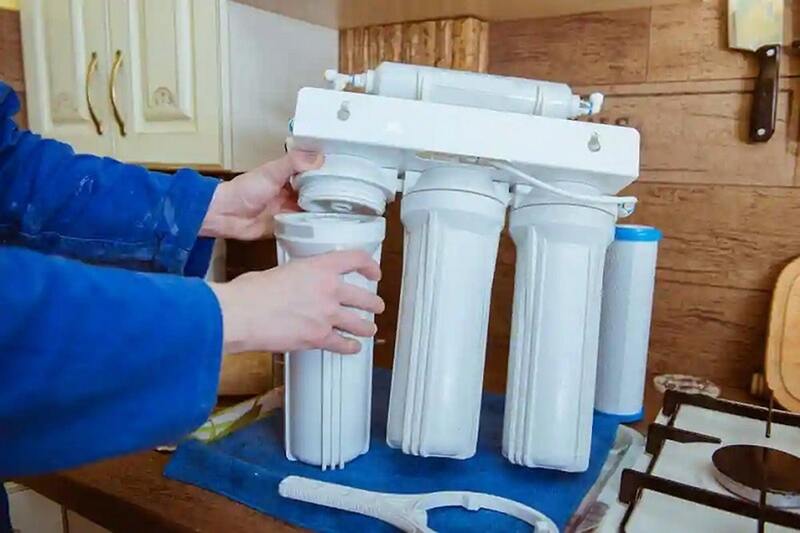 Máy lọc nước bị e khí